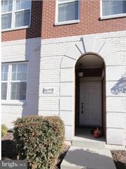 4495-B BEACON GROVE CIR, Fairfax, VA 22033