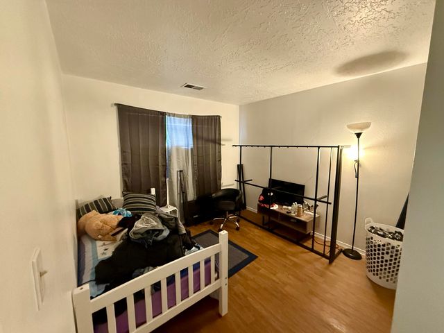 661 Stallion Road SE, Rio Rancho, NM 87124