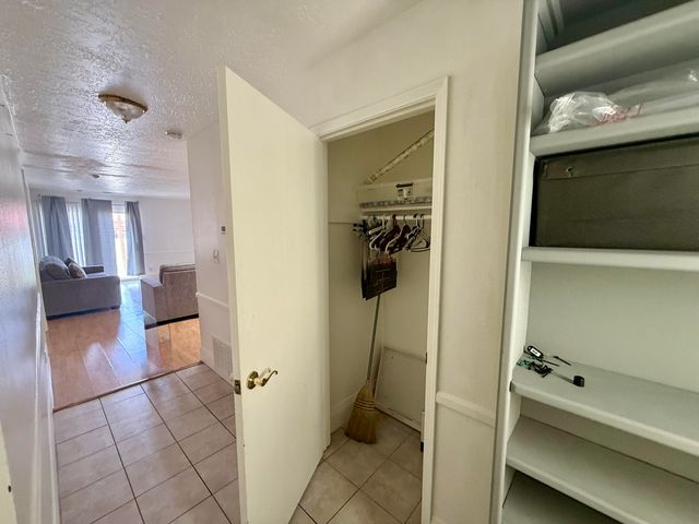 661 Stallion Road SE, Rio Rancho, NM 87124