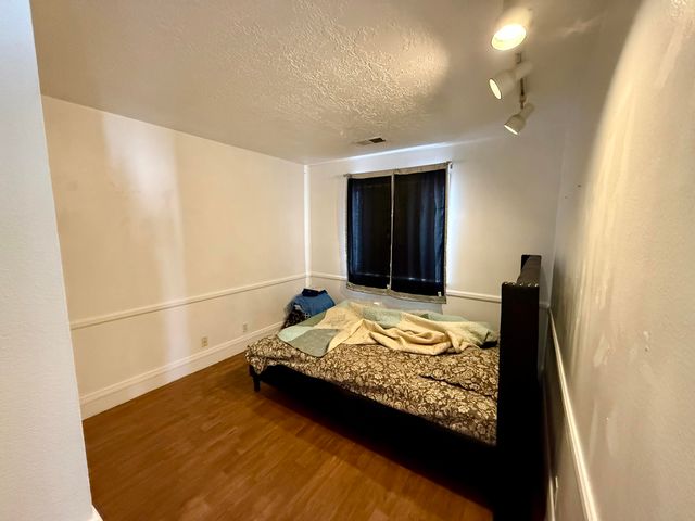 661 Stallion Road SE, Rio Rancho, NM 87124