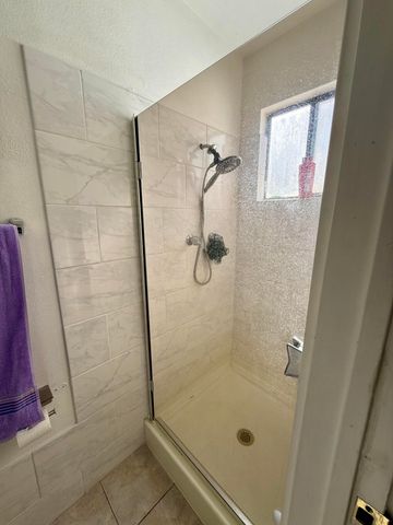 661 Stallion Road SE, Rio Rancho, NM 87124