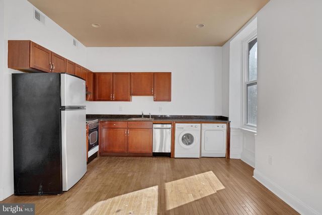 1937 SPRING GARDEN ST, Philadelphia, PA 19130