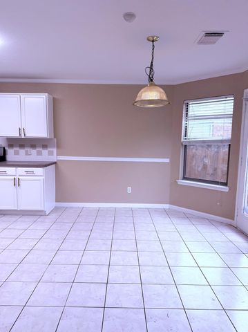 15227 Mission Oak Drive, Houston, TX 77083