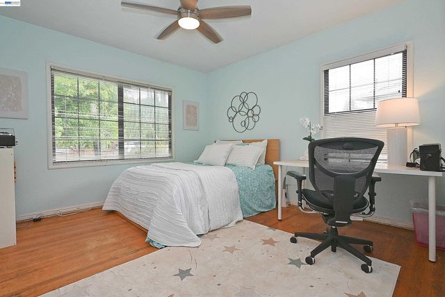 18616 Sandy Rd, Castro Valley, CA 94546