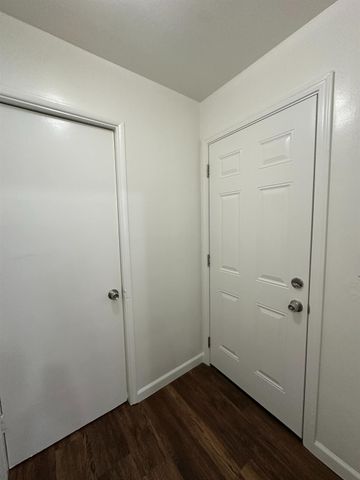 3046 E Robinson Avenue, Fresno, CA 93726