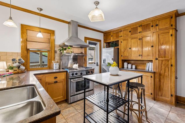 4314 Beard Avenue S, Minneapolis, MN 55410