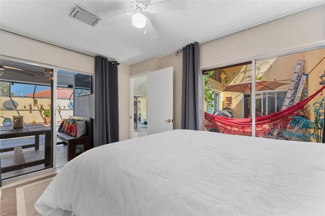 5053 MAUI CIRCLE 14, Orlando, FL 32808