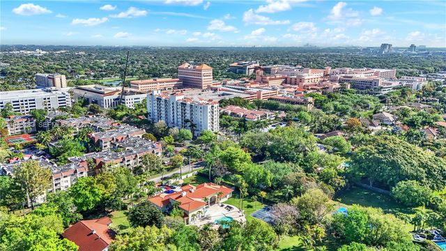 9021 SW 94th St 308, Miami, FL 33176