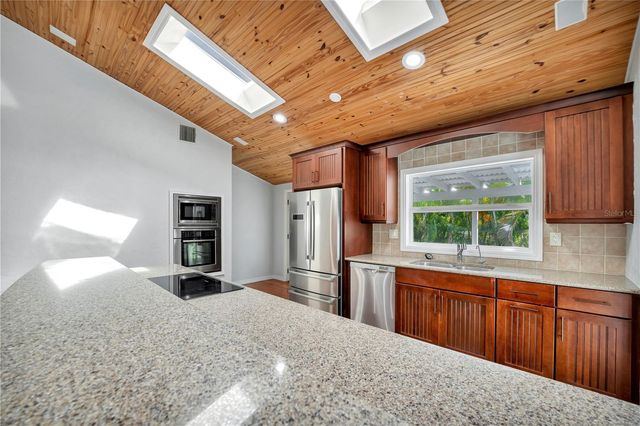 631 HARBOR AVENUE, Ellenton, FL 34222