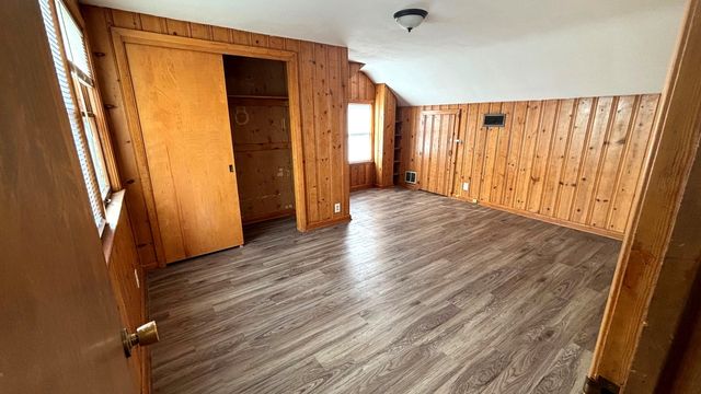 1625 11th Street NW, Cedar Rapids, IA 52405