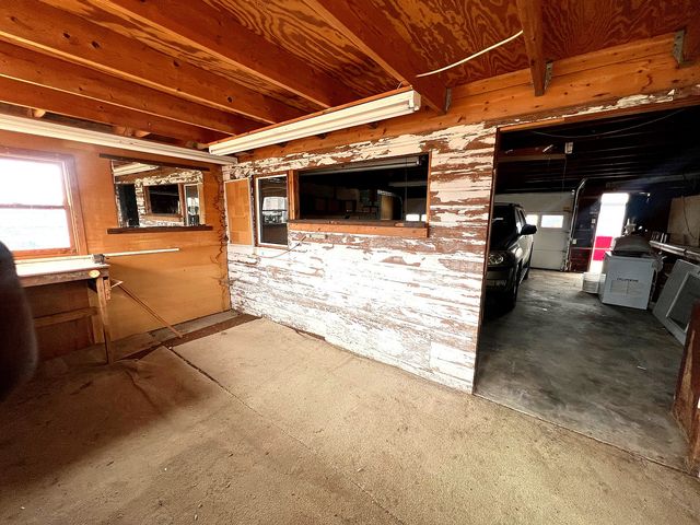 1625 11th Street NW, Cedar Rapids, IA 52405