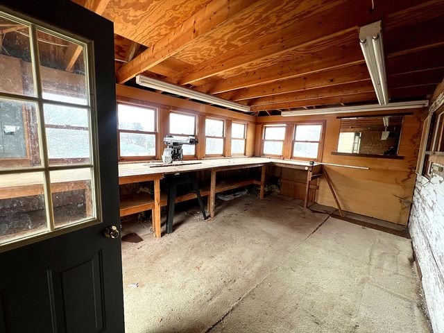 1625 11th Street NW, Cedar Rapids, IA 52405