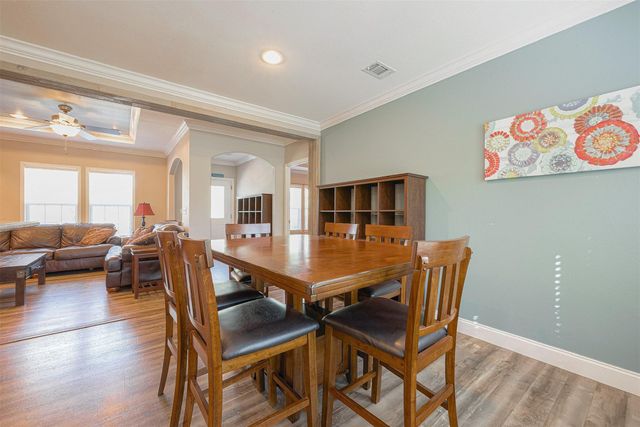 20547 S Post Oak Boulevard B, Fresno, TX 77545