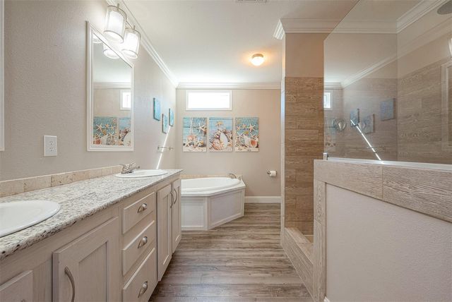 20547 S Post Oak Boulevard B, Fresno, TX 77545