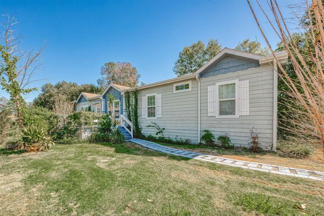 20547 S Post Oak Boulevard B, Fresno, TX 77545