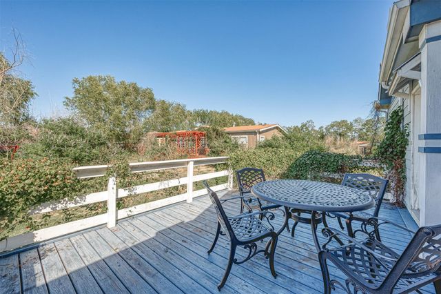 20547 S Post Oak Boulevard B, Fresno, TX 77545