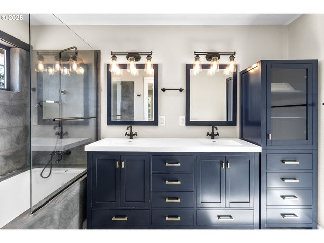 25313 Ne 227TH St, Battle Ground, WA 98604