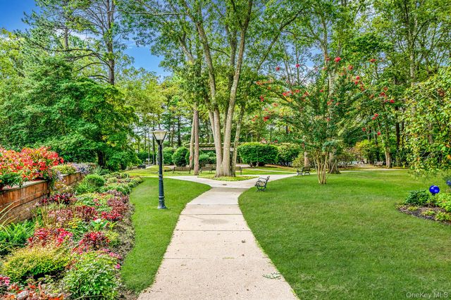 576 Leisure Drive, Ridge, NY 11961