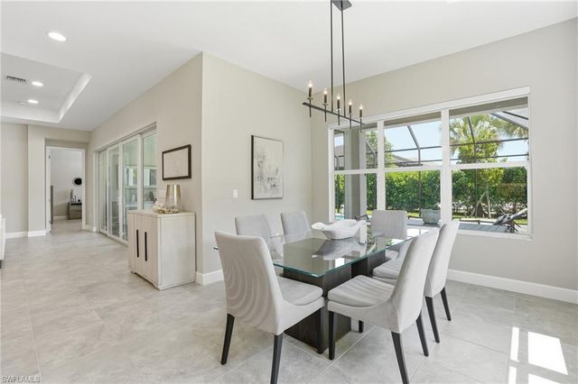 11644 Periwinkle DR, Naples, FL 34120