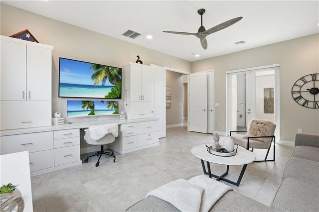 11644 Periwinkle DR, Naples, FL 34120