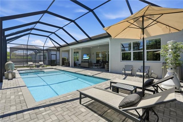 11644 Periwinkle DR, Naples, FL 34120