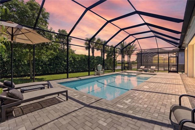 11644 Periwinkle DR, Naples, FL 34120