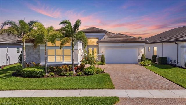 11644 Periwinkle DR, Naples, FL 34120