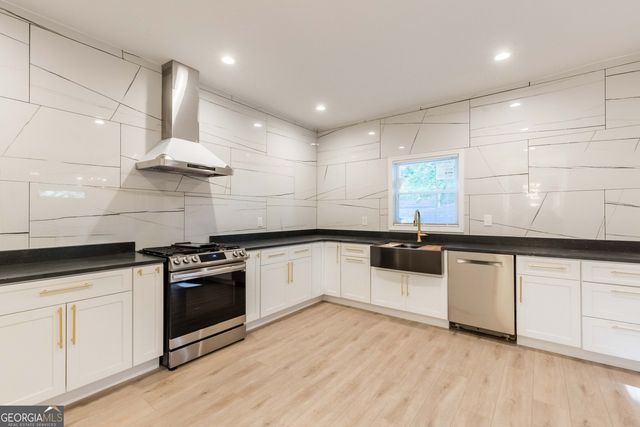1170 Niles Avenue NW, Atlanta, GA 30318