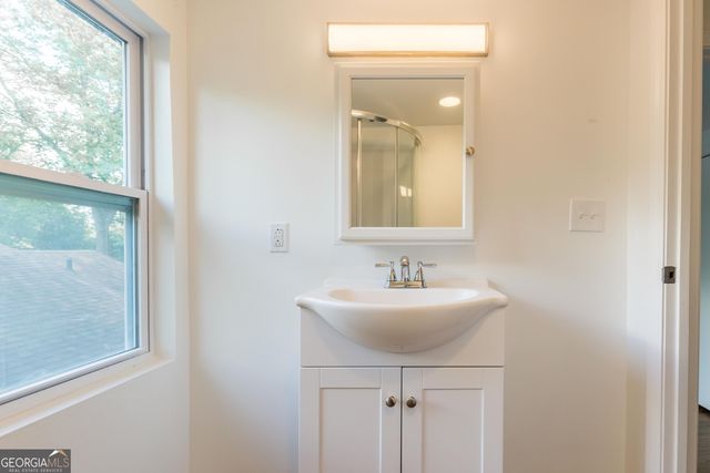 1170 Niles Avenue NW, Atlanta, GA 30318