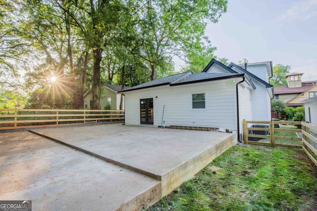 1170 Niles Avenue NW, Atlanta, GA 30318