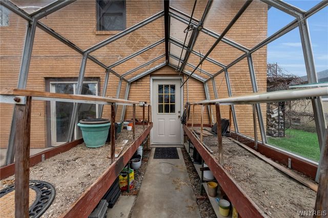 21 Barlow Avenue, Lackawanna, NY 14218