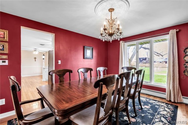 21 Barlow Avenue, Lackawanna, NY 14218