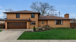 21 Barlow Avenue, Lackawanna, NY 14218