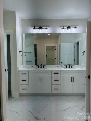 1215 Charlotte Avenue, Rock Hill, SC 29732