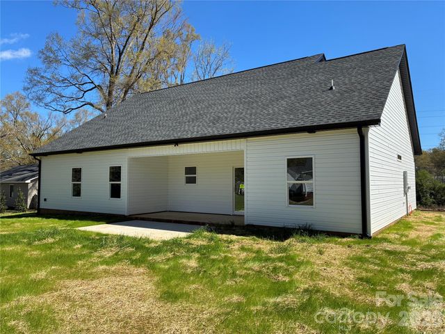 1215 Charlotte Avenue, Rock Hill, SC 29732