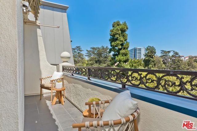 10110 Empyrean Way 301, Los Angeles, CA 90067