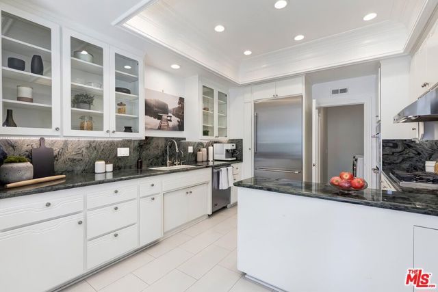 10110 Empyrean Way 301, Los Angeles, CA 90067