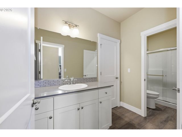 3726 ROCKCRESS Rd, Eugene, OR 97403
