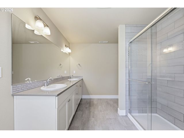 3726 ROCKCRESS Rd, Eugene, OR 97403