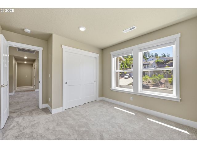 3726 ROCKCRESS Rd, Eugene, OR 97403