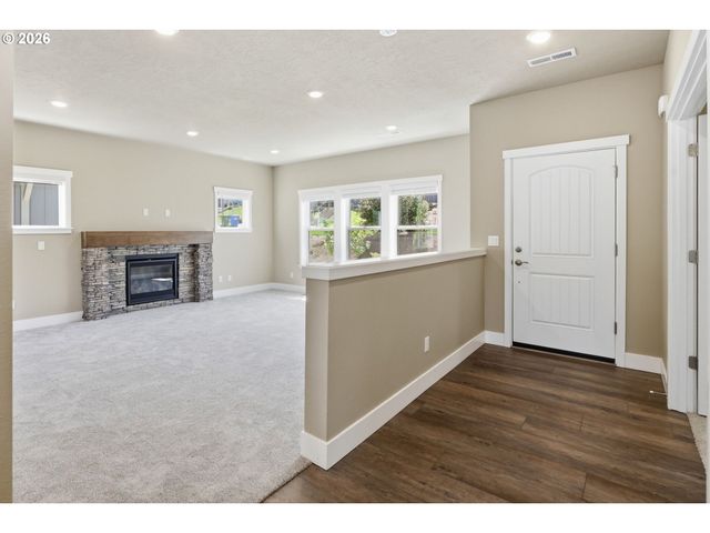 3726 ROCKCRESS Rd, Eugene, OR 97403