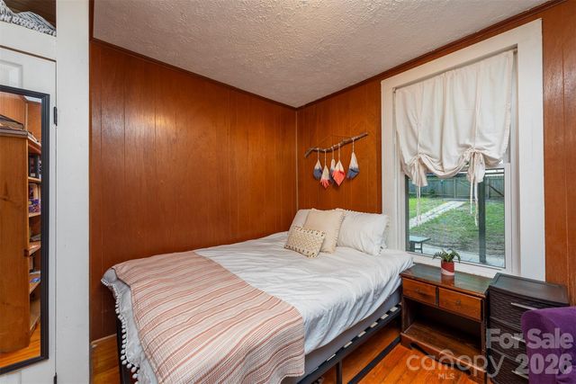 14 Border Street, Black Mountain, NC 28711