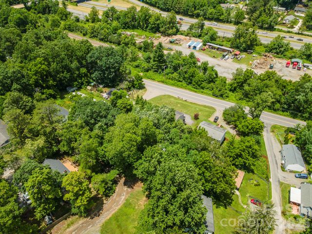 14 Border Street, Black Mountain, NC 28711