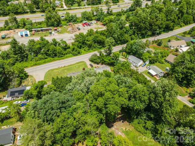 14 Border Street, Black Mountain, NC 28711