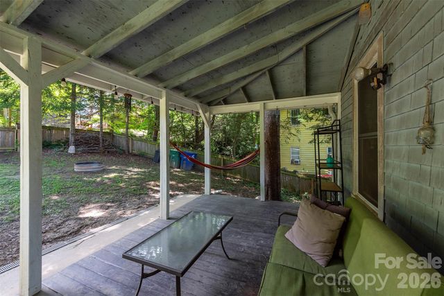 14 Border Street, Black Mountain, NC 28711
