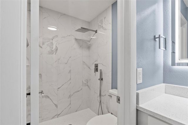 39132 COUNTY ROAD 54 2124, Zephyrhills, FL 33542