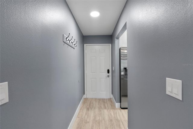 39132 COUNTY ROAD 54 2124, Zephyrhills, FL 33542