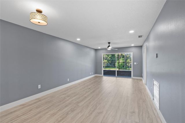 39132 COUNTY ROAD 54 2124, Zephyrhills, FL 33542