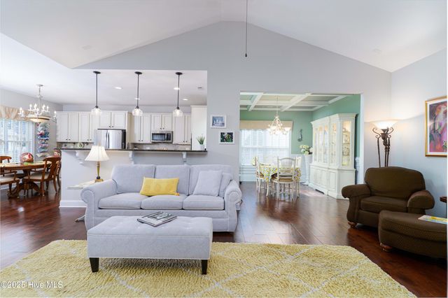 257 Champions Ridge Drive, Southern Pines, NC 28387