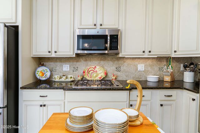 257 Champions Ridge Drive, Southern Pines, NC 28387